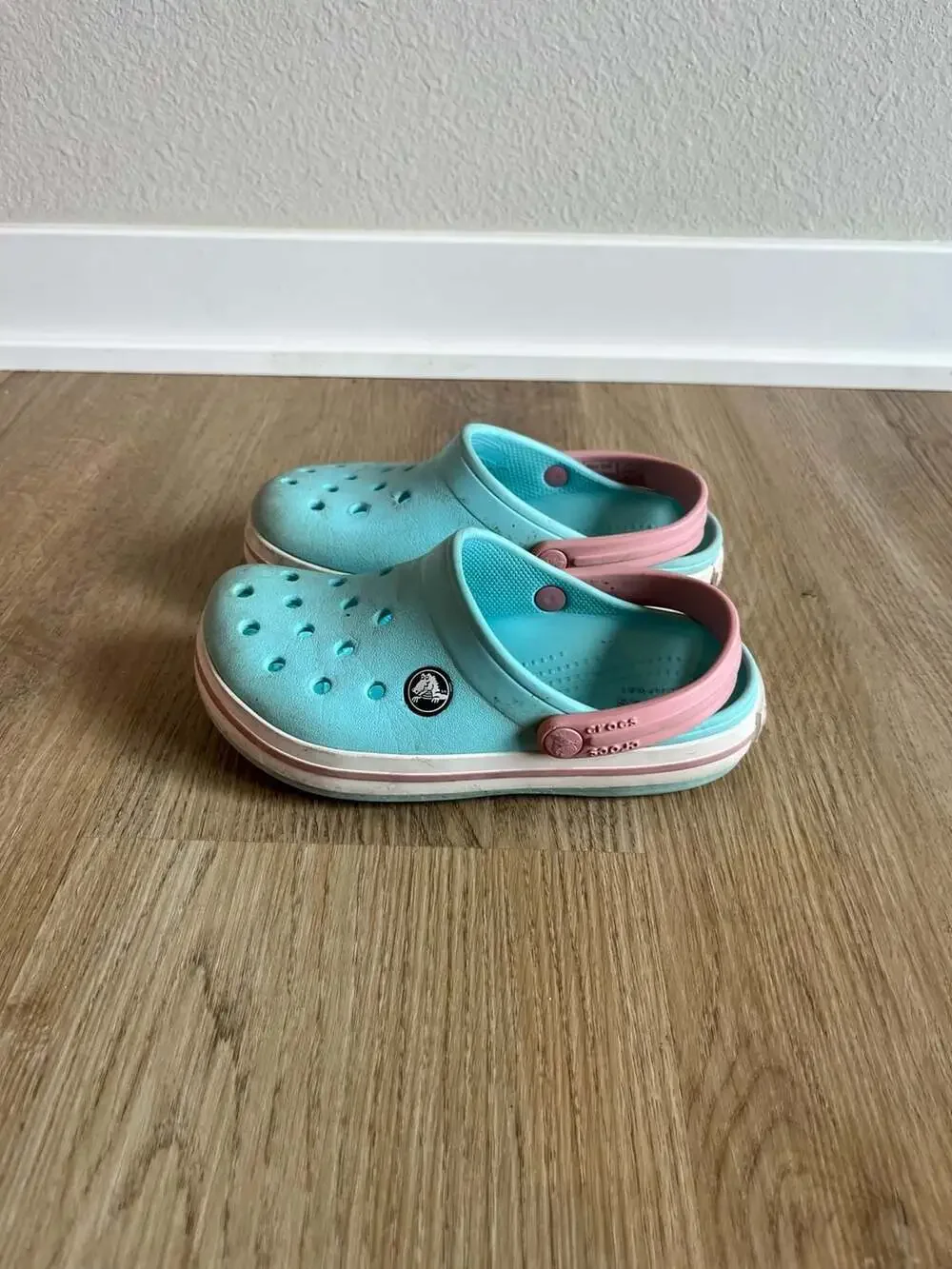 CROCS crocband clogs